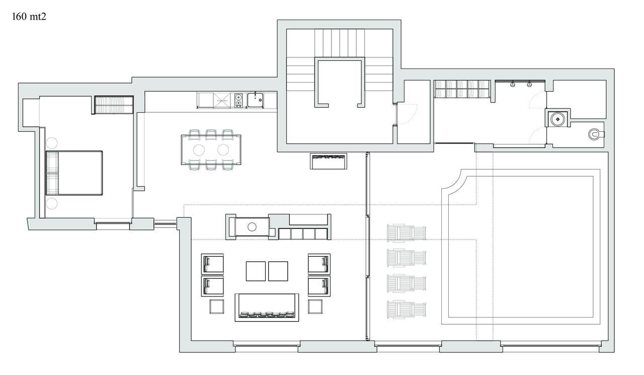 Suite & Pool-Como House-160 Mt-Private Indoor Swimming Pool, Heated All Year-Private Covered Parking-Private Garden And Terrace-Fully Equipped Kitchen المظهر الخارجي الصورة
