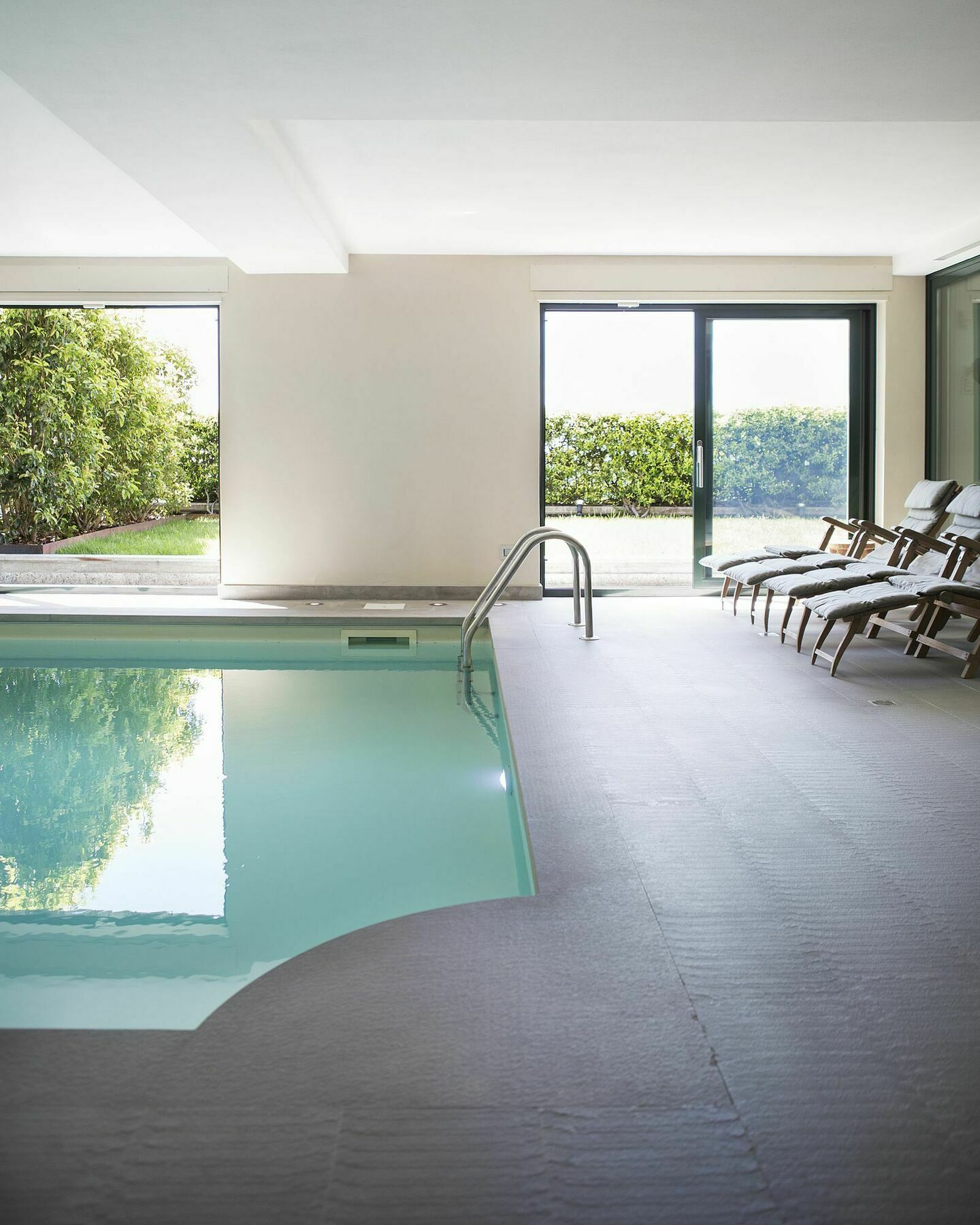 Suite & Pool-Como House-160 Mt-Private Indoor Swimming Pool, Heated All Year-Private Covered Parking-Private Garden And Terrace-Fully Equipped Kitchen المظهر الخارجي الصورة