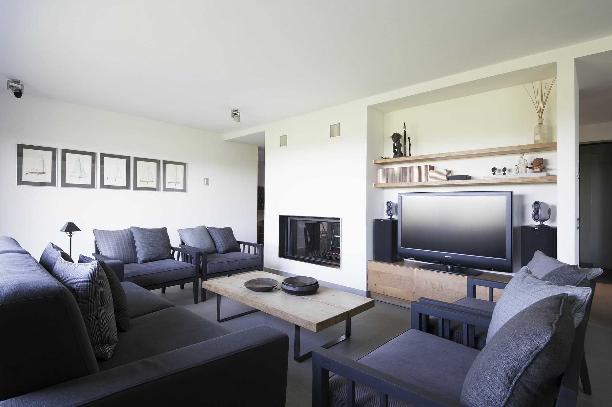 Suite & Pool-Como House-160 Mt-Private Indoor Swimming Pool, Heated All Year-Private Covered Parking-Private Garden And Terrace-Fully Equipped Kitchen المظهر الخارجي الصورة